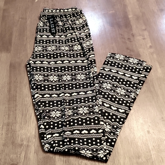 Women's Full-length Leggings - Picture 1 of 4